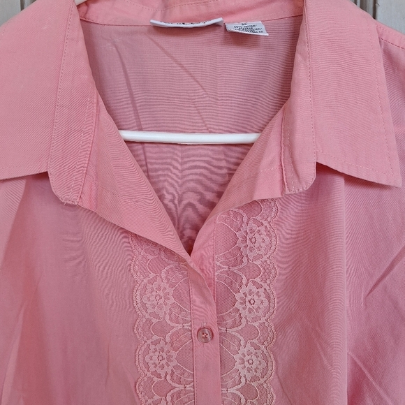1411 Plus Sz3X Blouse Buttondown Short Sleeves Collar Lace Inset Lt Weight Nice - Picture 11 of 13